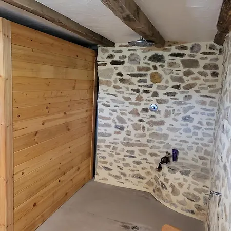 At Le Tilleul - Le Cerisier * Le Lindois