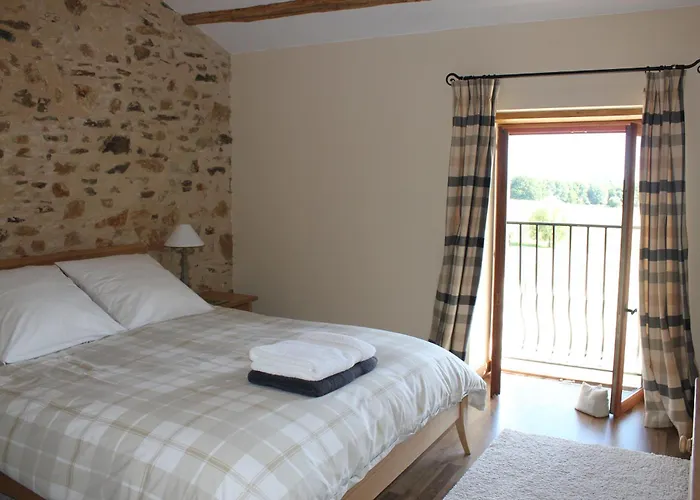 At Le Tilleul - Le Cerisier *