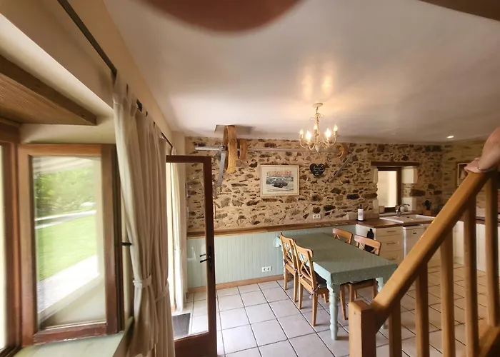 At Le Tilleul - Le Cerisier Сasa de vacaciones *