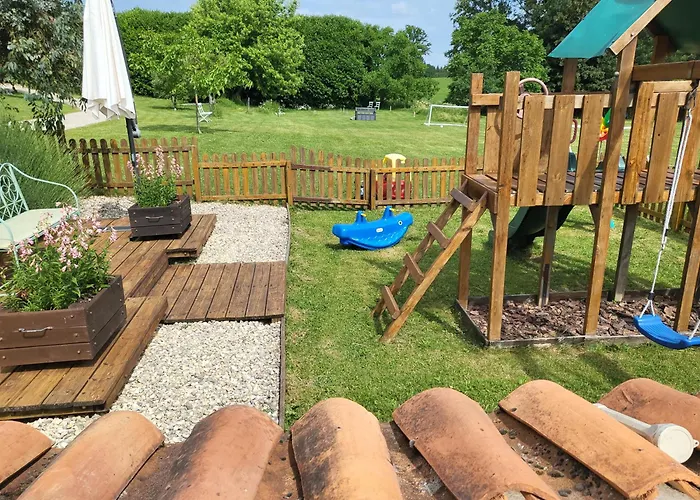 At Le Tilleul - Le Cerisier Le Lindois