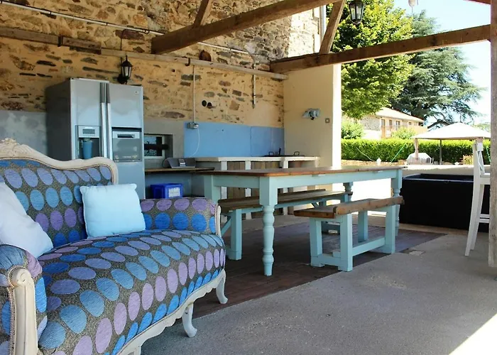 At Le Tilleul - Le Cerisier Le Lindois