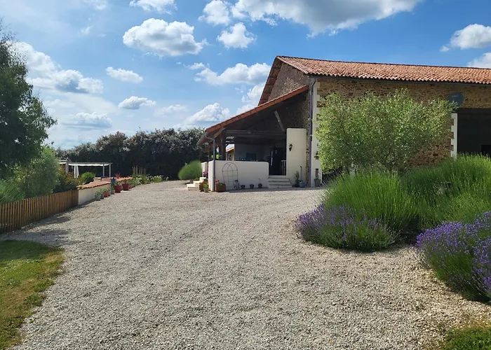 Сasa de vacaciones At Le Tilleul - Le Cerisier Le Lindois